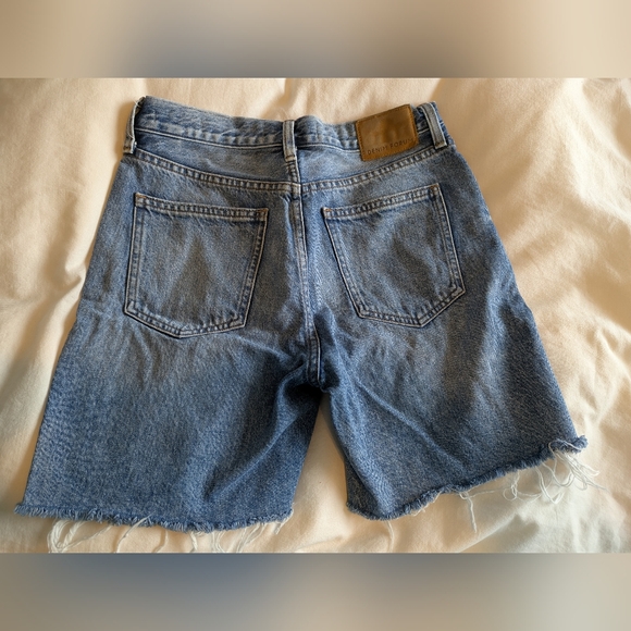 Aritzia | Denim Forum The Nina Midi Short High Rise Denim Short - Picture 7 of 11